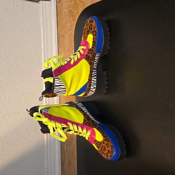 Beautiful multicolored combat boots - Picture 8 of 9